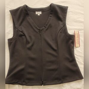 Hobby Horse DIY VERA ELEMEMTS  Front Zip Scoop Neck Vest Top Black 1X  (315)